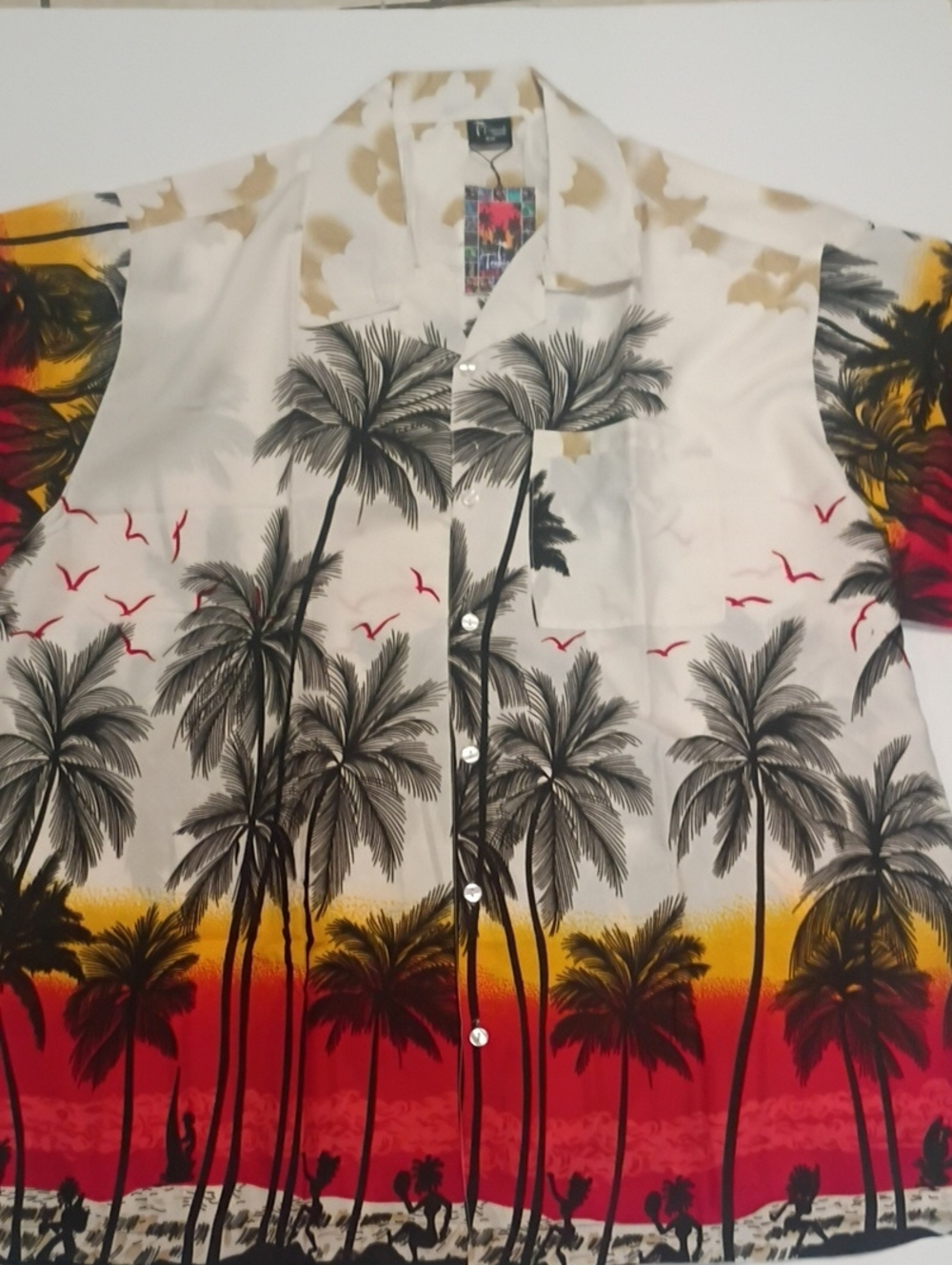 Tropical Shirts Hawaiian Palm-Print Button Front Mens Shirt New With Tags